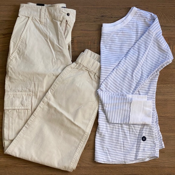 Abercrombie & Fitch Pants - A&F cargo joggers and Soft AF boatneck t shirt.